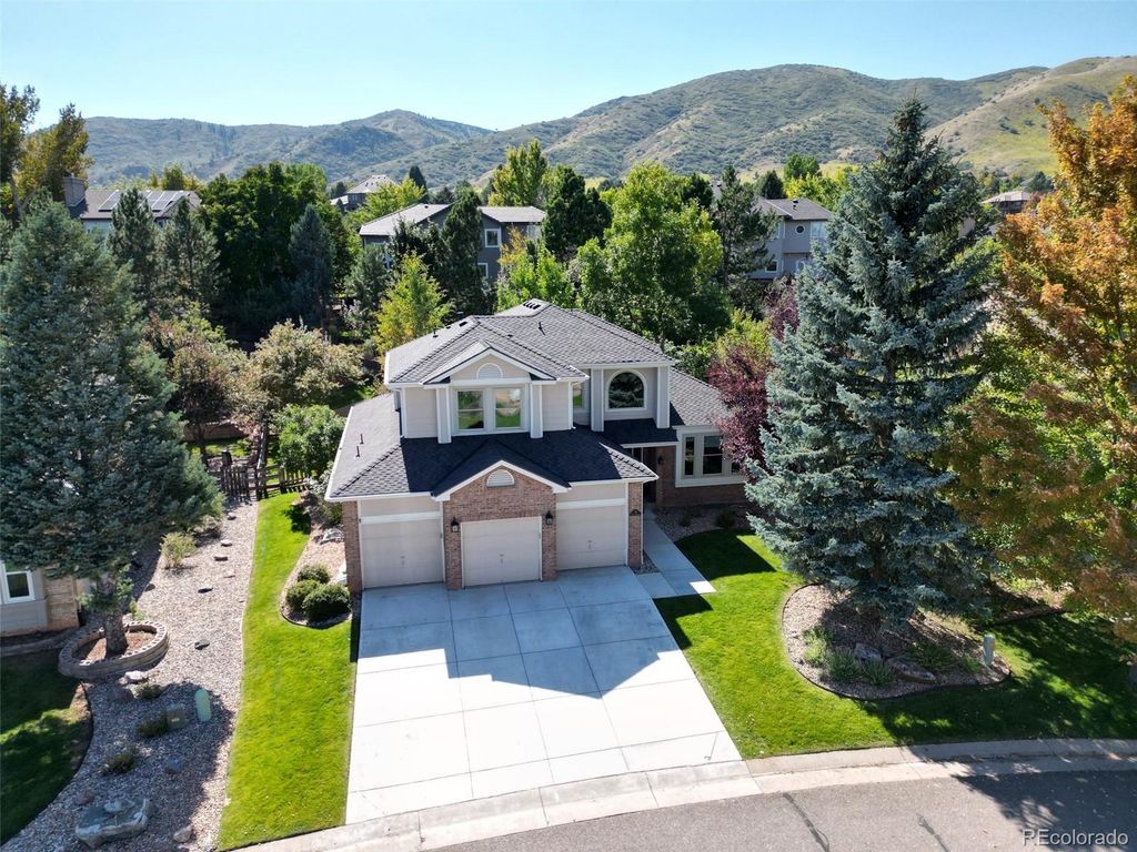 Photo of 29 Desert Willow Lane, Littleton, CO 80127 (MLS # 3705060)