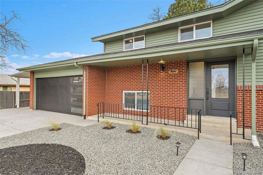 Photo of 9230 W Dakota Avenue, Lakewood, CO 80226 (MLS # 4954378)