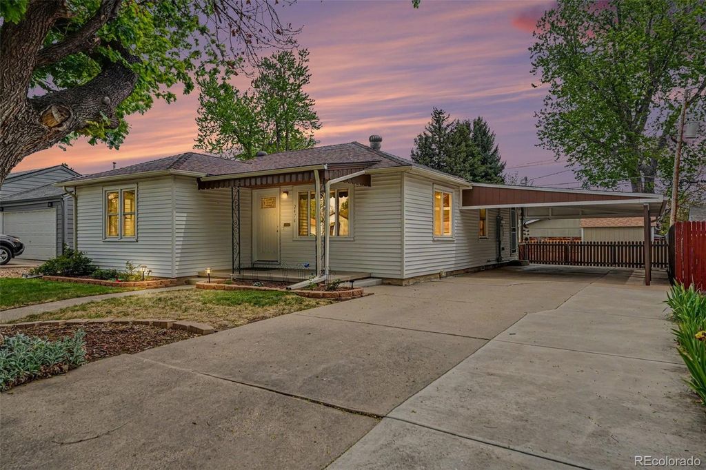Photo of 2474 Newland Street, Edgewater, CO 80214 (MLS # 7892374)