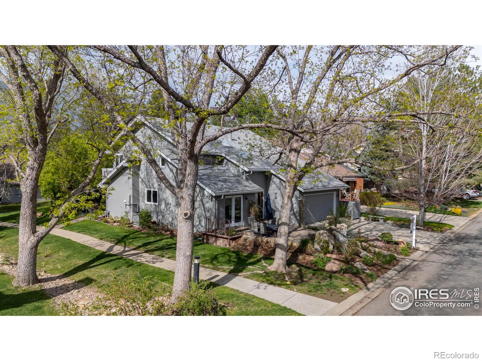 7126 Cedarwood Circle
