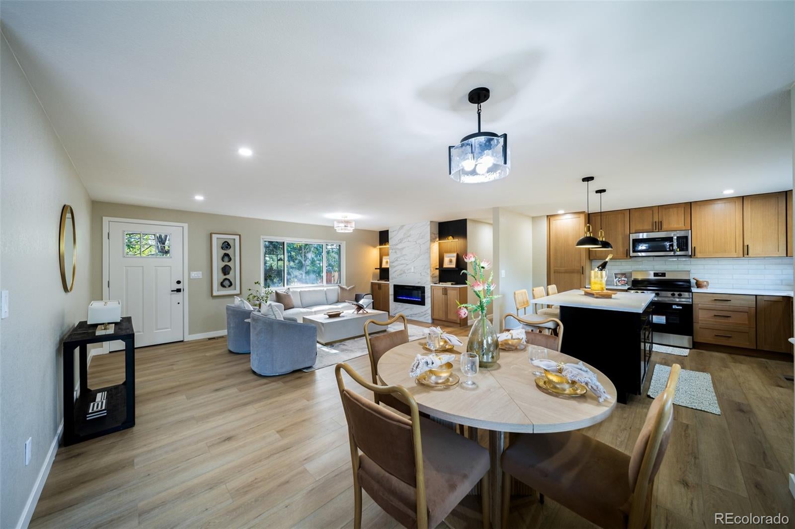 3461 W 106th Place