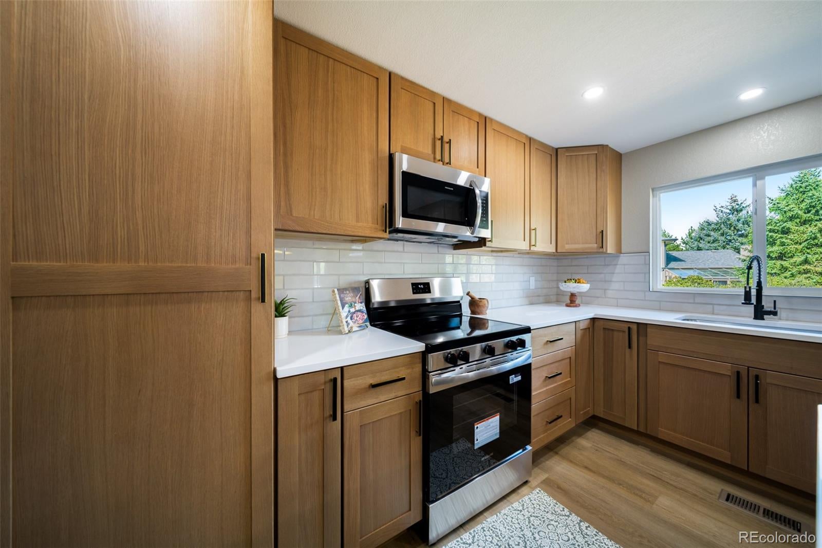 3461 W 106th Place