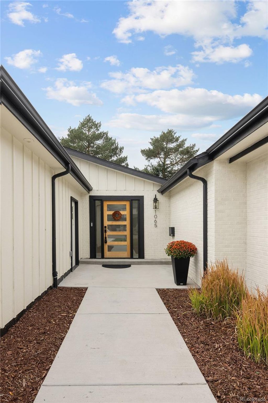 Photo of 1065 Locust Street, Denver, CO 80220 (MLS # 8459436)