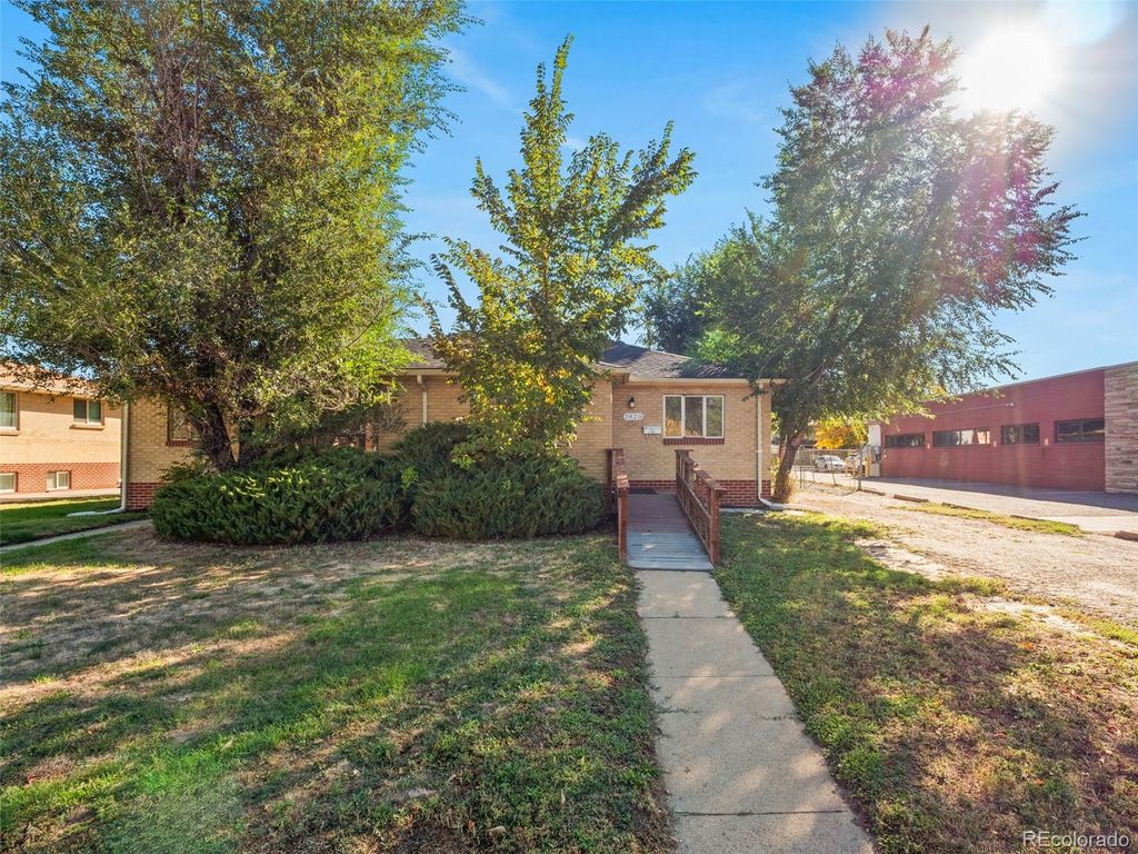Photo of 3820 Pierce Street, Wheat Ridge, CO 80033 (MLS # 6339277)