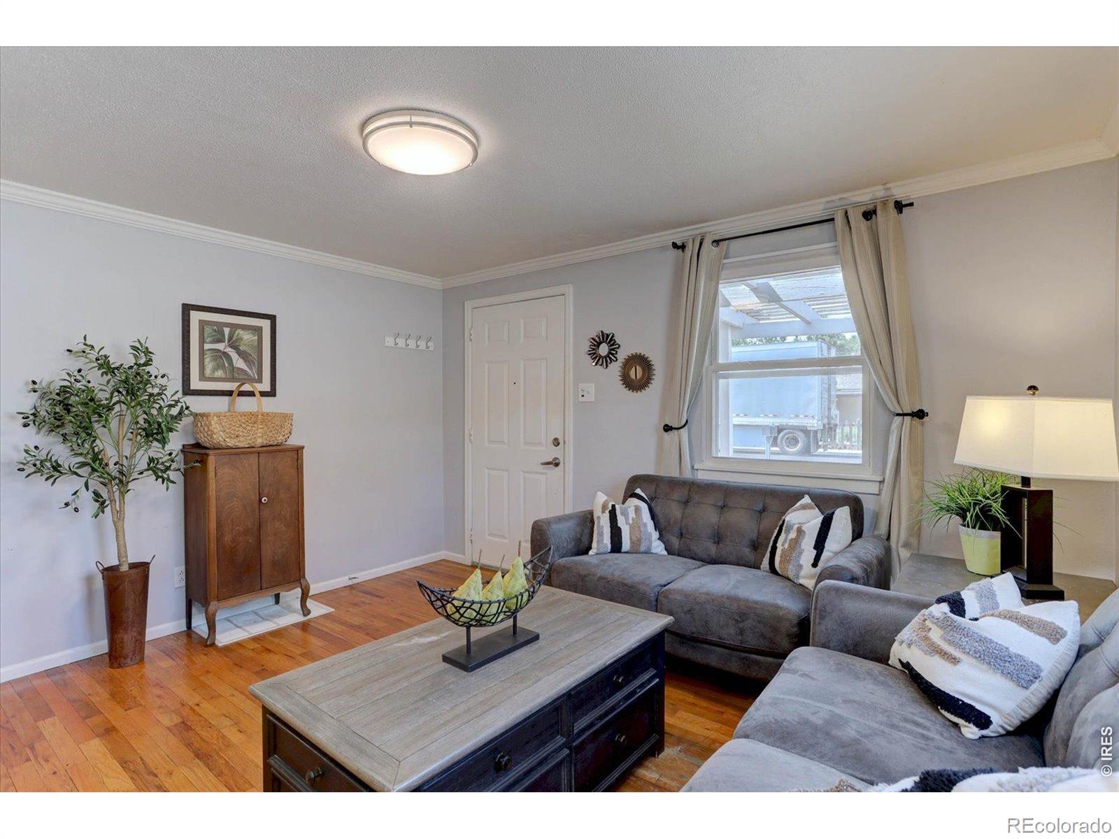6940 W 55th Place