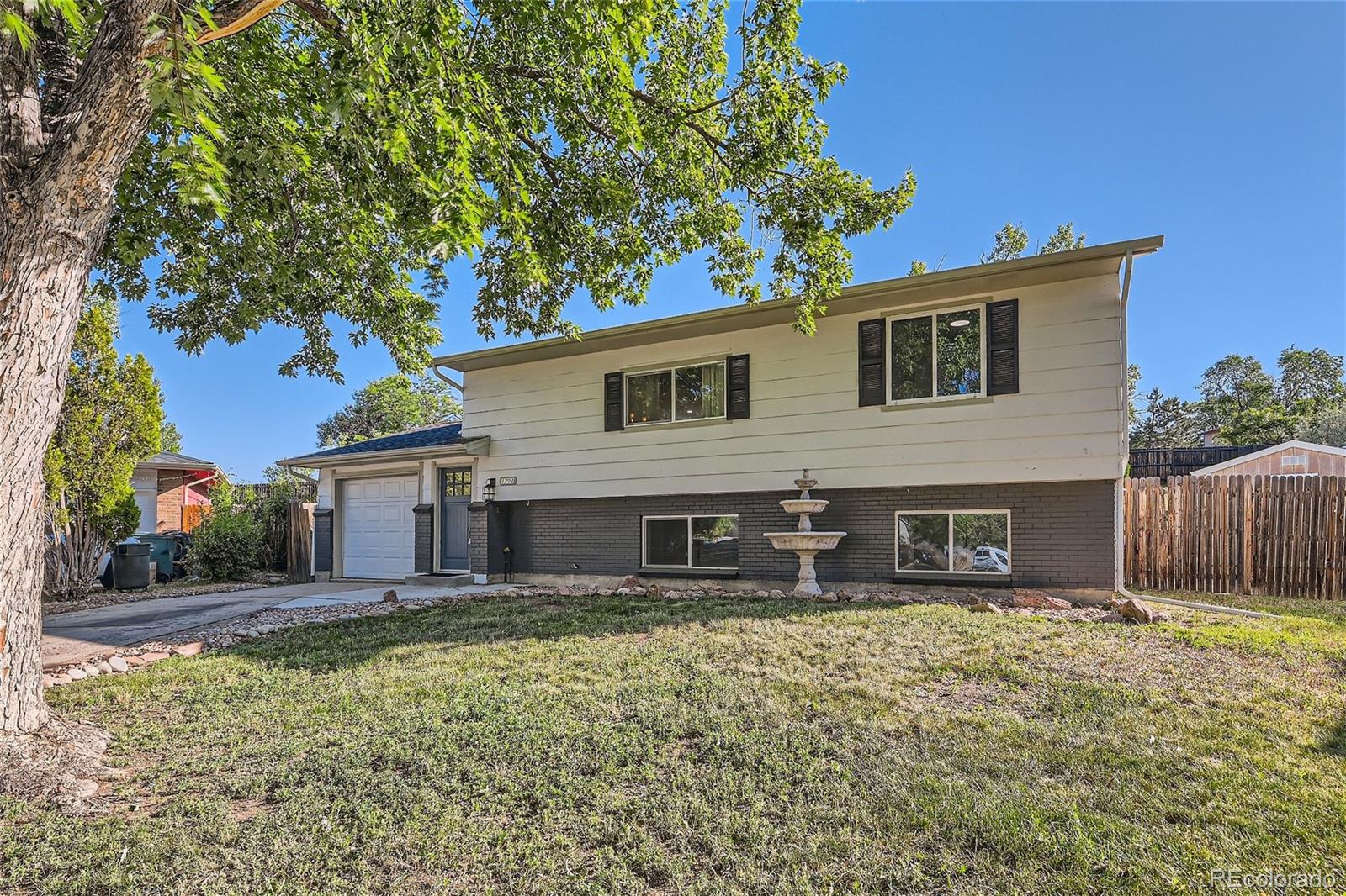 1702 S Naples Street