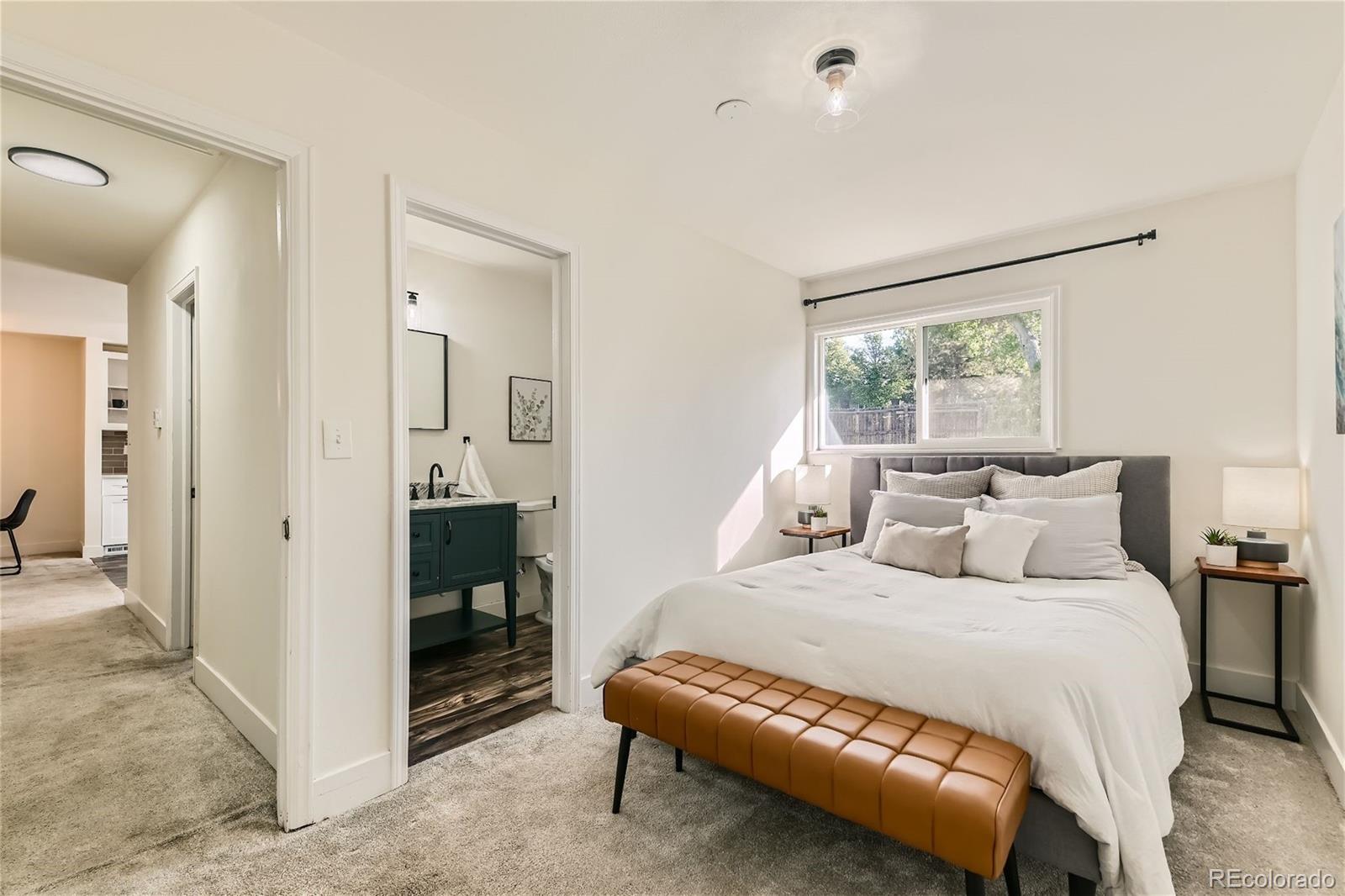 1702 S Naples Street