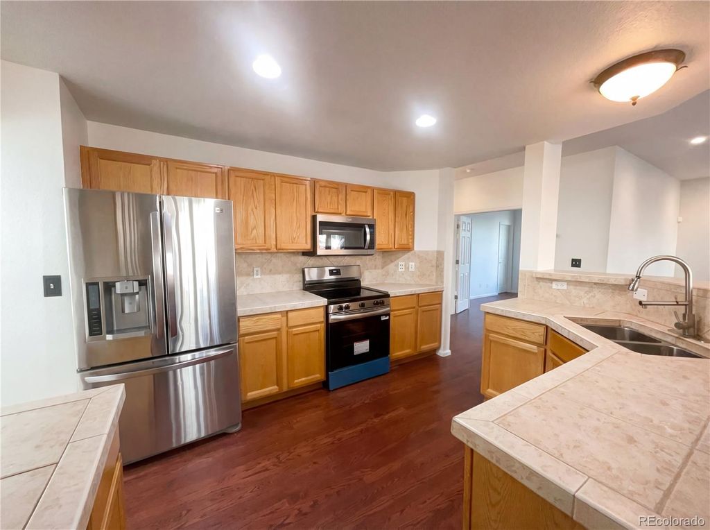 Photo of 1721 Mountain Maple Avenue, Highlands Ranch, CO 80129 (MLS # 2955027)