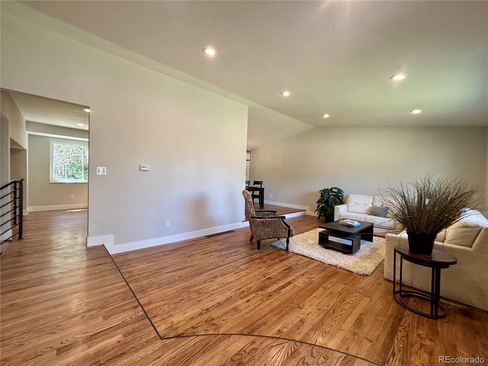 7197 S Fairfax Court