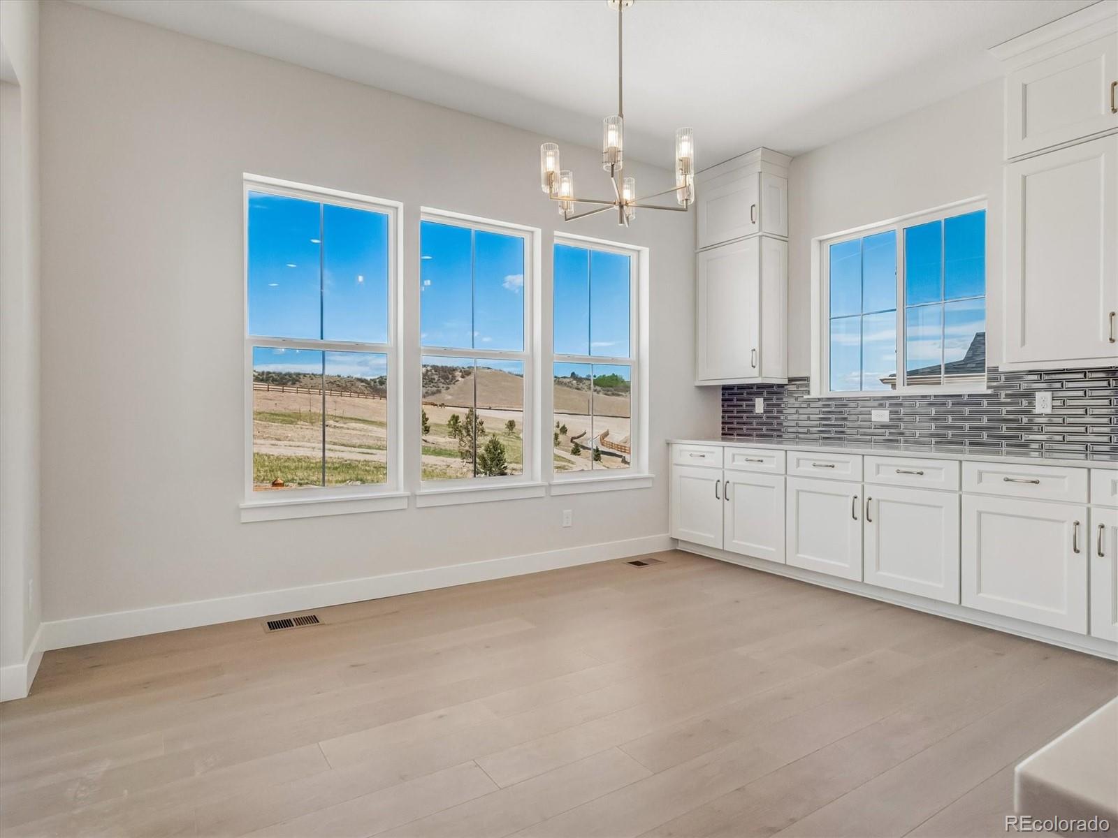 1327 Oleander Street