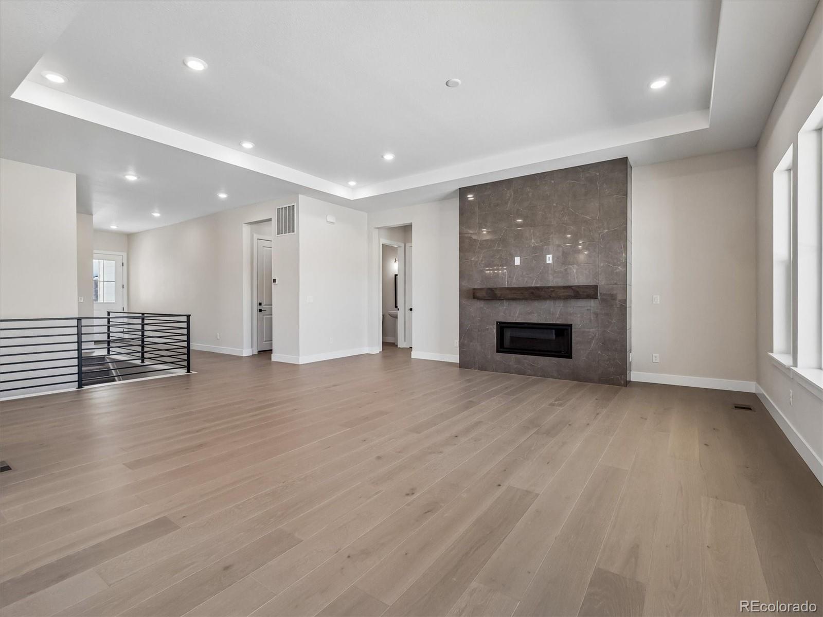 1327 Oleander Street