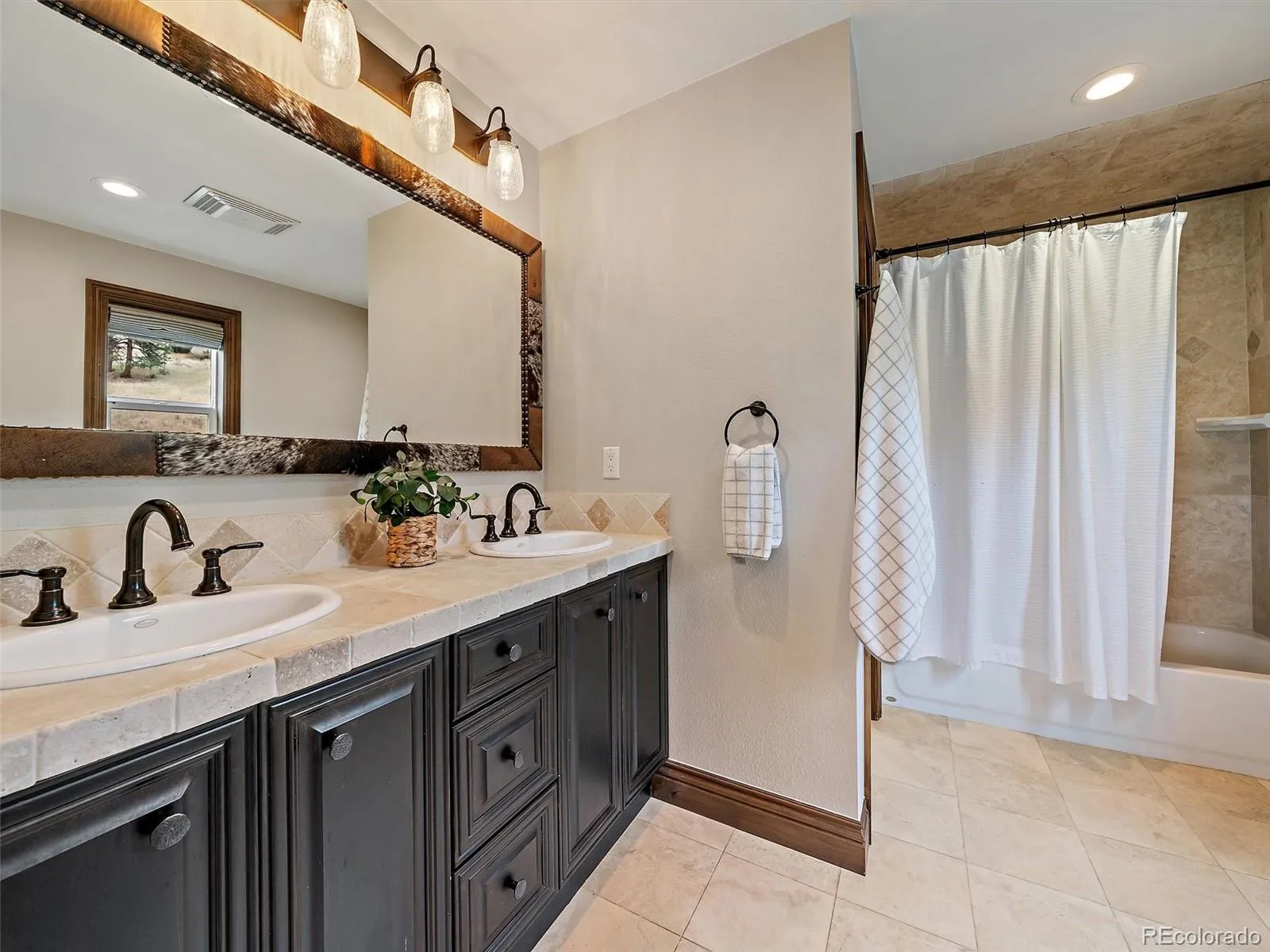 Evergreen, Colorado 80439, United States, 6 Bedrooms Bedrooms, ,5 BathroomsBathrooms,Residential,Coming Soon,194775