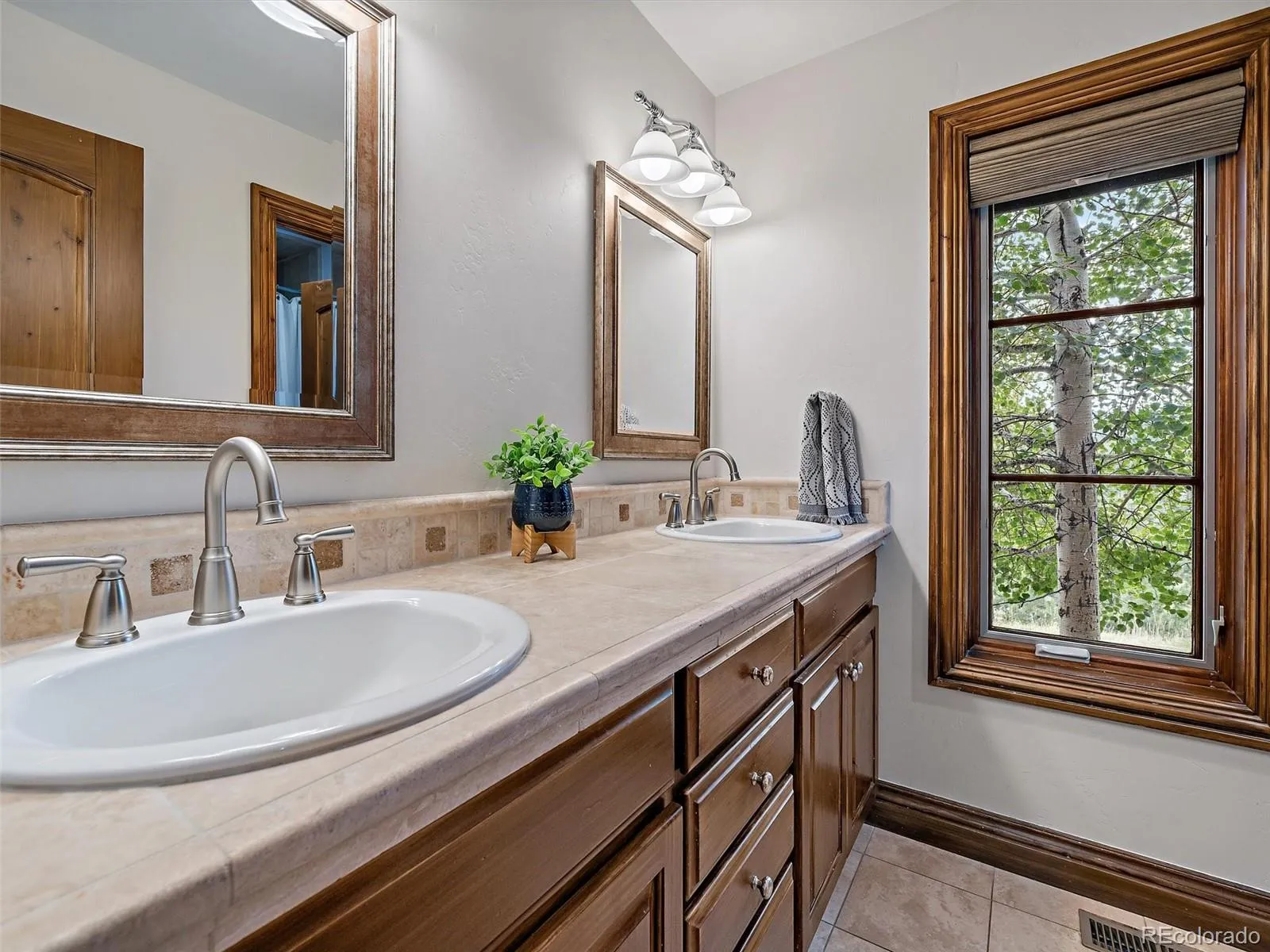 Evergreen, Colorado 80439, United States, 6 Bedrooms Bedrooms, ,5 BathroomsBathrooms,Residential,Coming Soon,194775