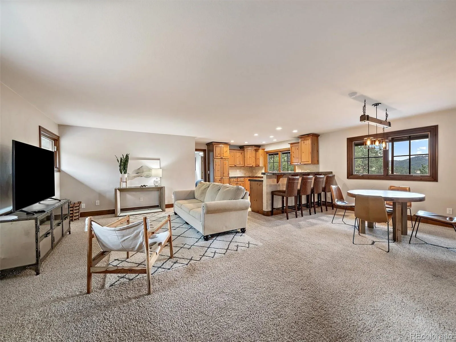 Evergreen, Colorado 80439, United States, 6 Bedrooms Bedrooms, ,5 BathroomsBathrooms,Residential,Coming Soon,194775