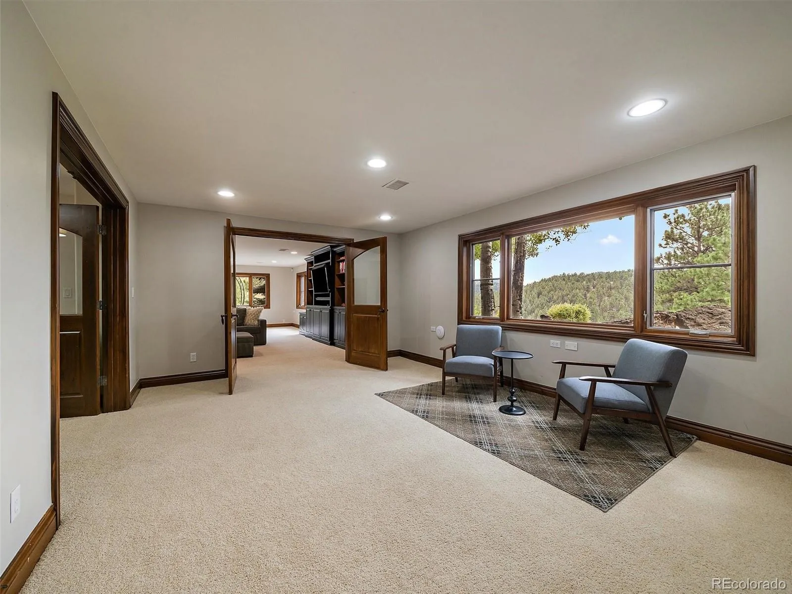 Evergreen, Colorado 80439, United States, 6 Bedrooms Bedrooms, ,5 BathroomsBathrooms,Residential,Coming Soon,194775