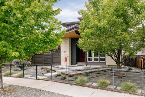 Photo of 2831 Joliet Street, Denver, CO 80238 (MLS # 6801301)