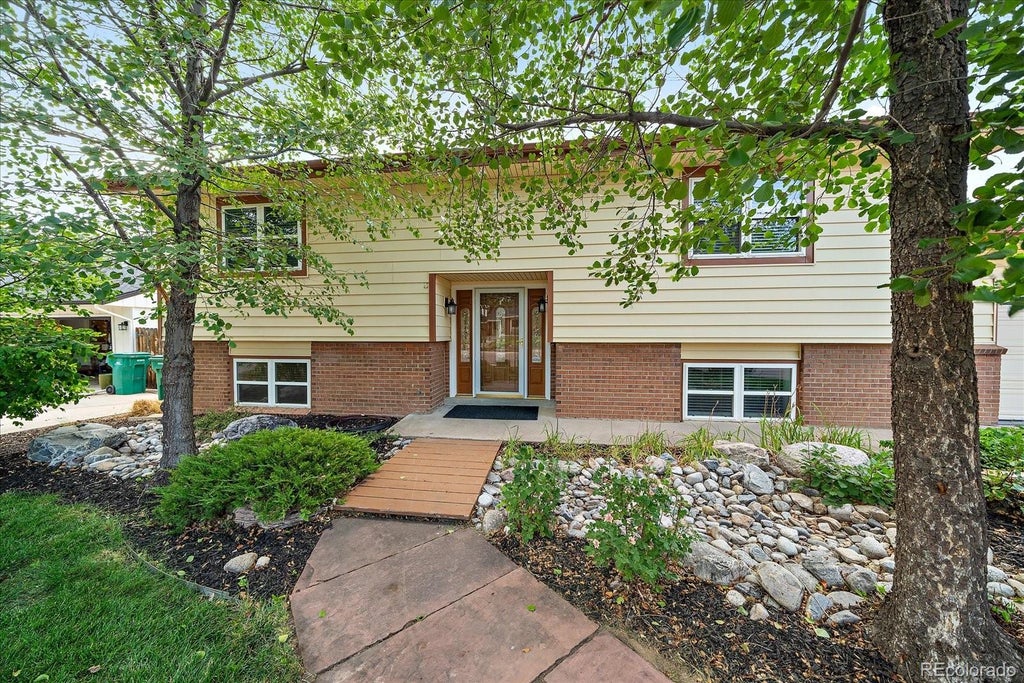 Photo of 967 Mountain View Drive, Castle Rock, CO 80104 (MLS # 4454650)