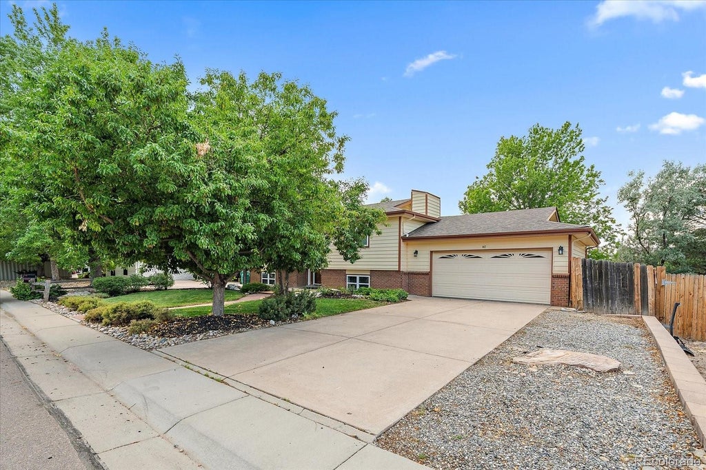 Photo of 967 Mountain View Drive, Castle Rock, CO 80104 (MLS # 4454650)