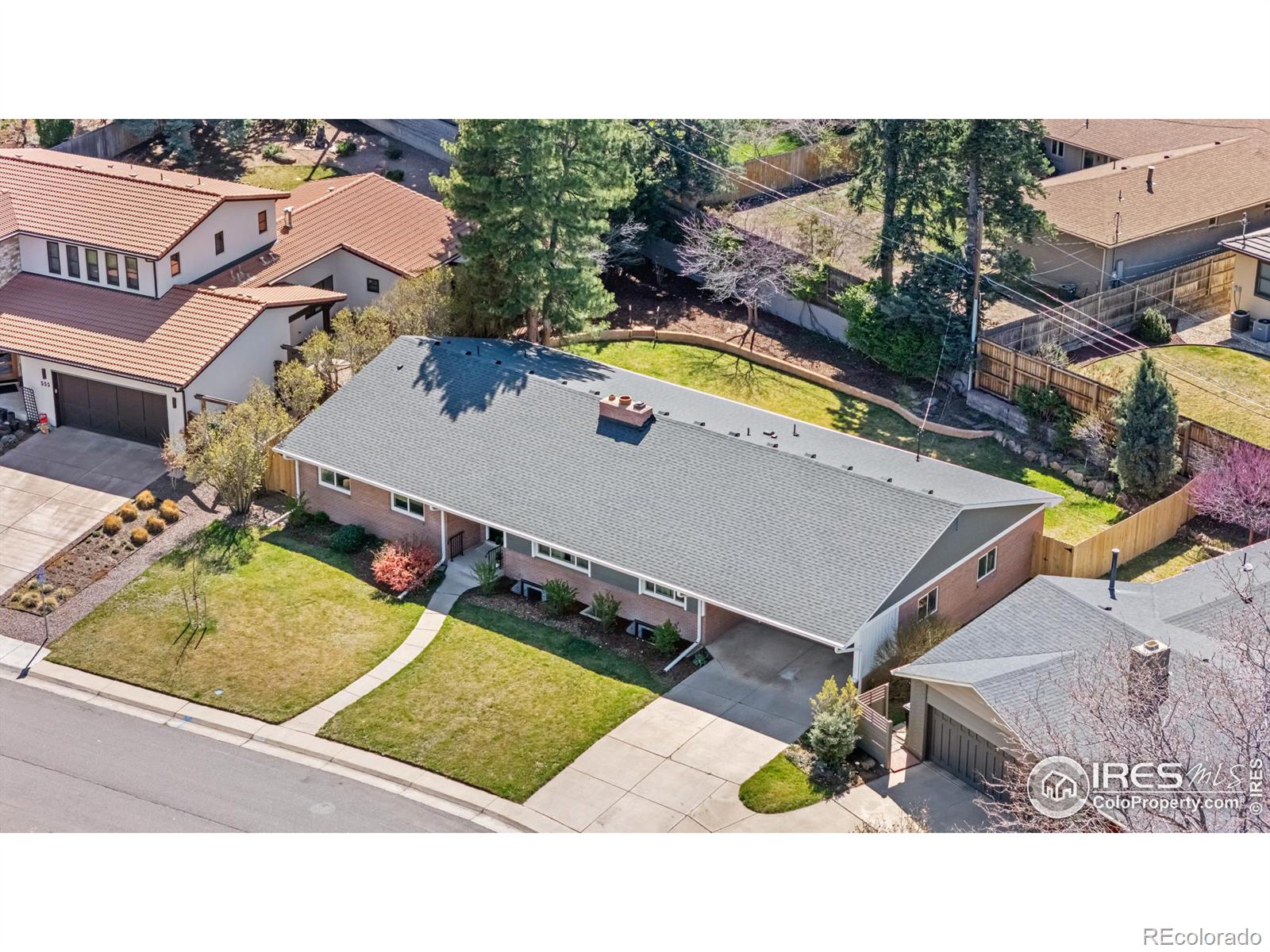 545 S Harrison Lane