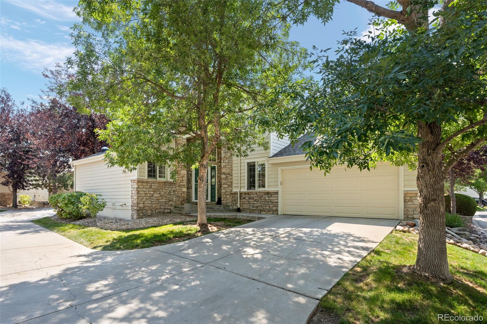 4124 E Hinsdale Circle