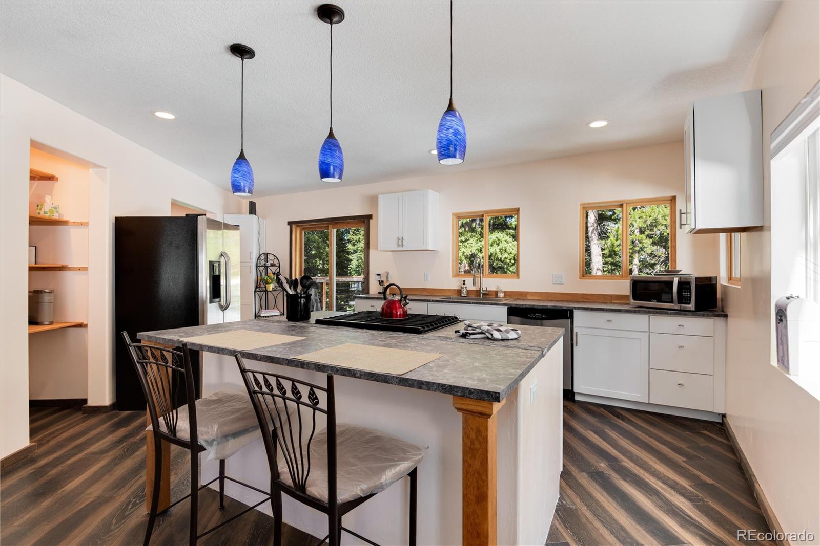 21221 Colorado 103