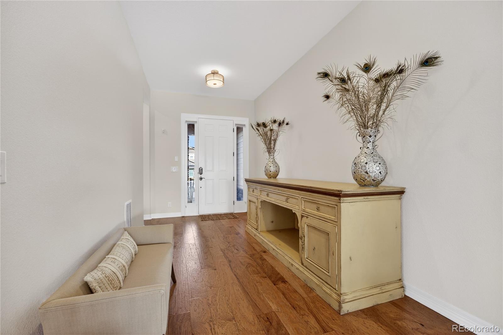 27560 E Lakeview Drive