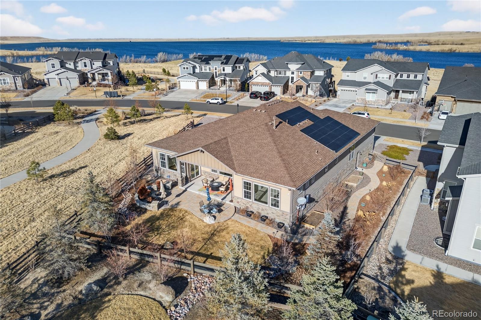 27560 E Lakeview Drive