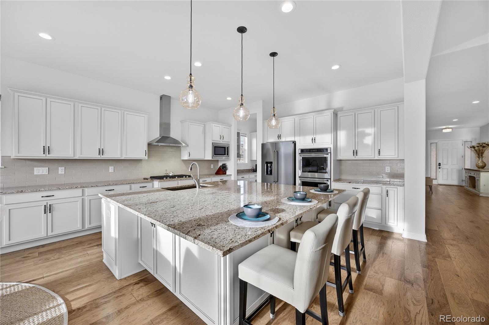 27560 E Lakeview Drive