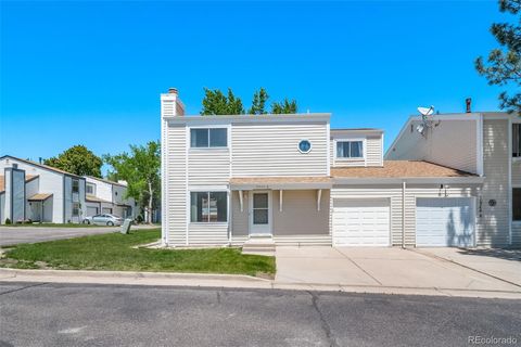 Townhouse in Aurora CO 15948 Radcliff Place.jpg