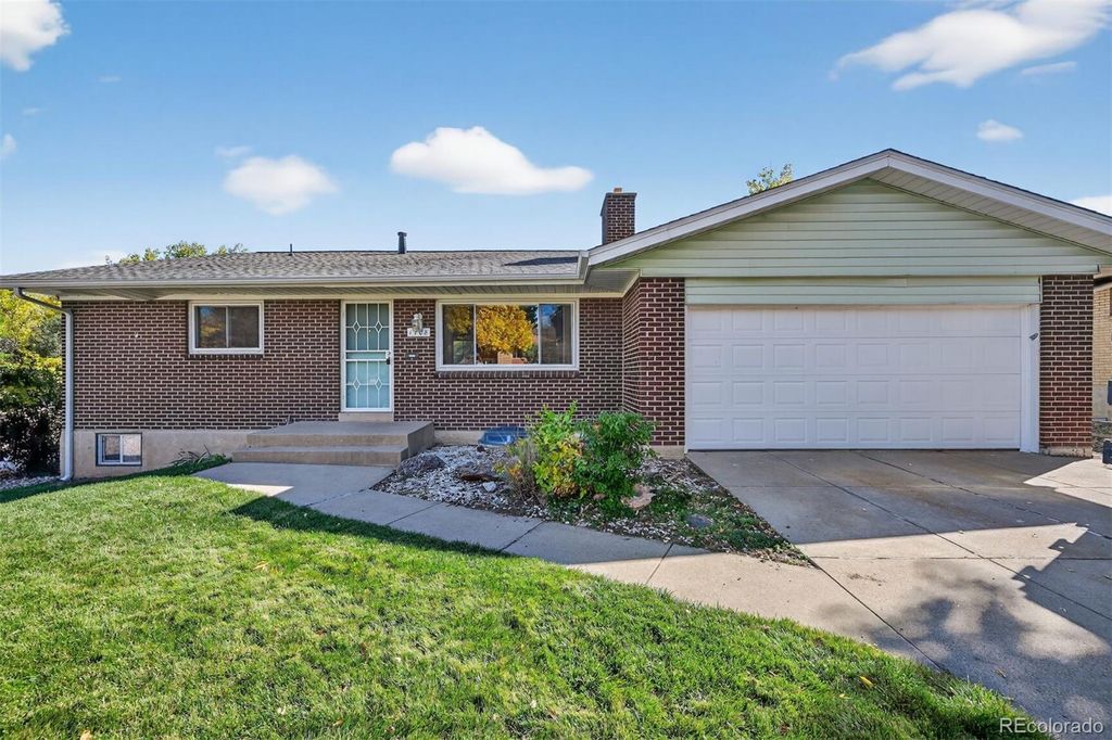 Photo of 1708 S Van Gordon Court, Lakewood, CO 80228 (MLS # 3570213)