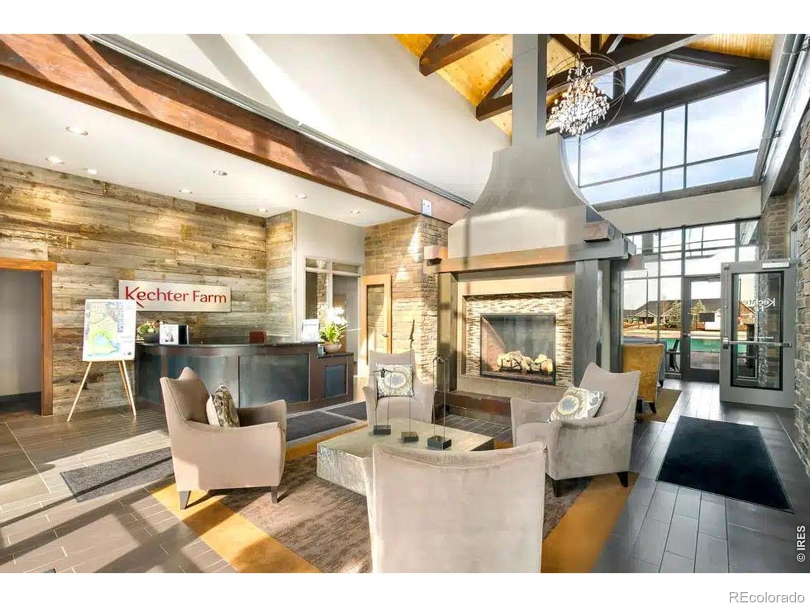6402 Foothills View Place