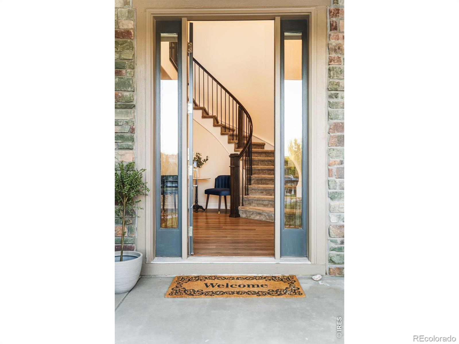 6402 Foothills View Place