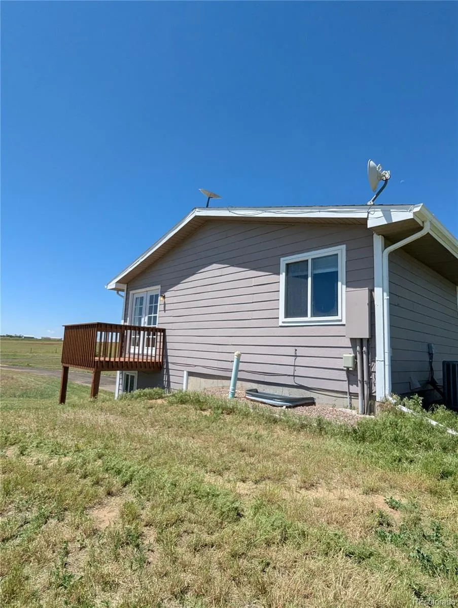 Keenesburg, Colorado 80643, United States, 3 Bedrooms Bedrooms, ,2 BathroomsBathrooms,Residential,Active,154796