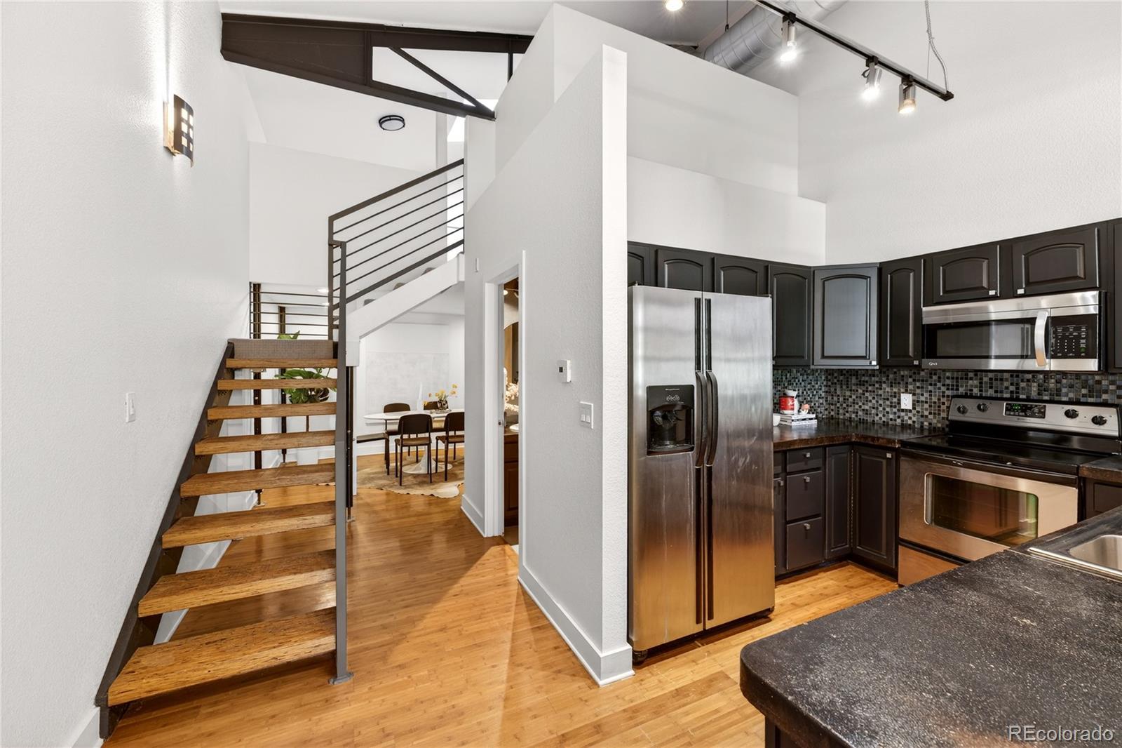 1421 Oneida Street 7