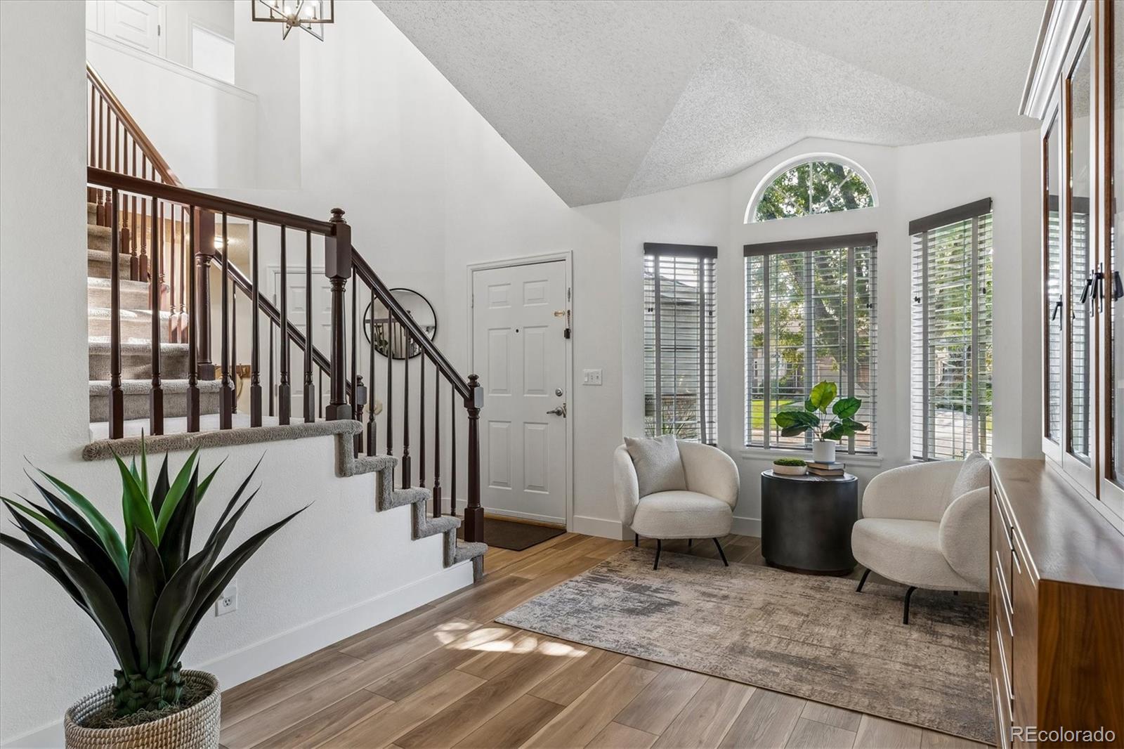 9879 Foxhill Circle