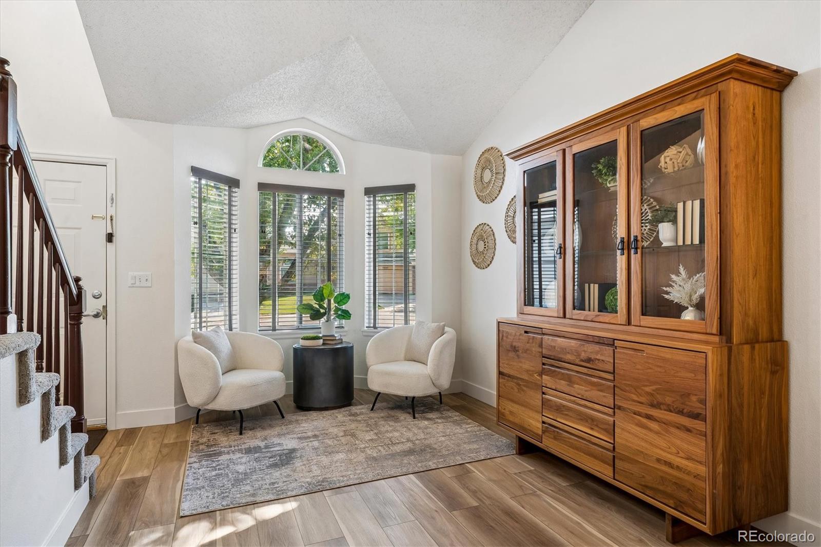9879 Foxhill Circle
