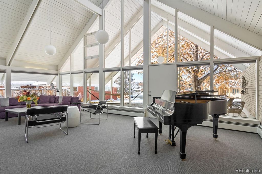 Photo of 3130 S Monroe Street, Denver, CO 80210 (MLS # 8213159)