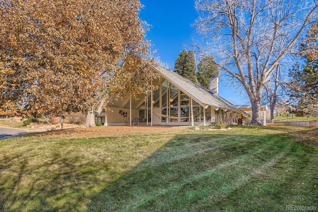 Photo of 3130 S Monroe Street, Denver, CO 80210 (MLS # 8213159)