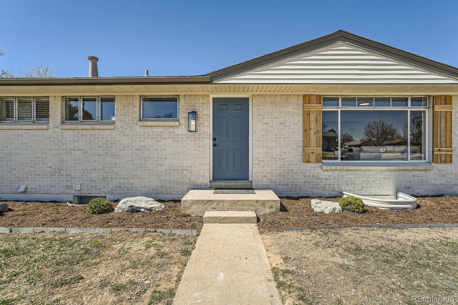 6923 S Albion Street, Centennial, CO, 80122 1 6923 S Albion Street
