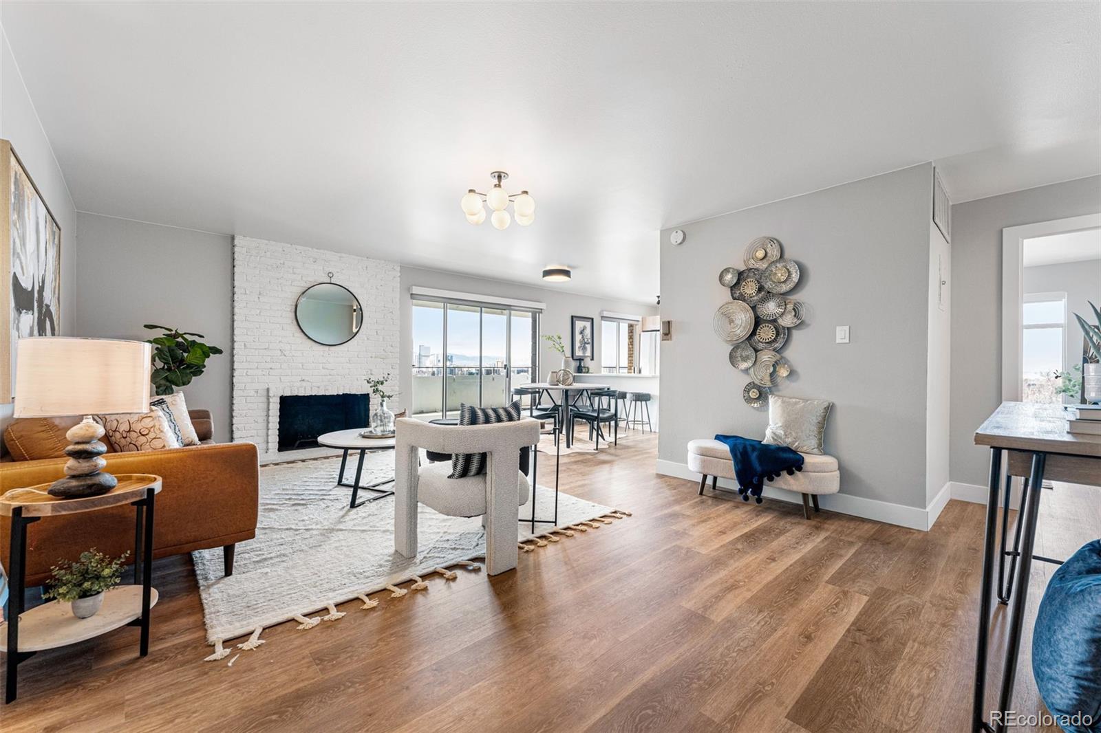 1330 Gaylord Street 1001