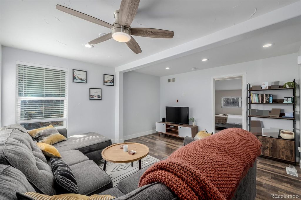 Photo of 565 Saulsbury Street, Lakewood, CO 80226 (MLS # 5668365)