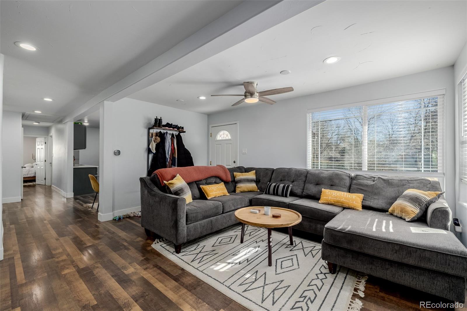 565 Saulsbury Street