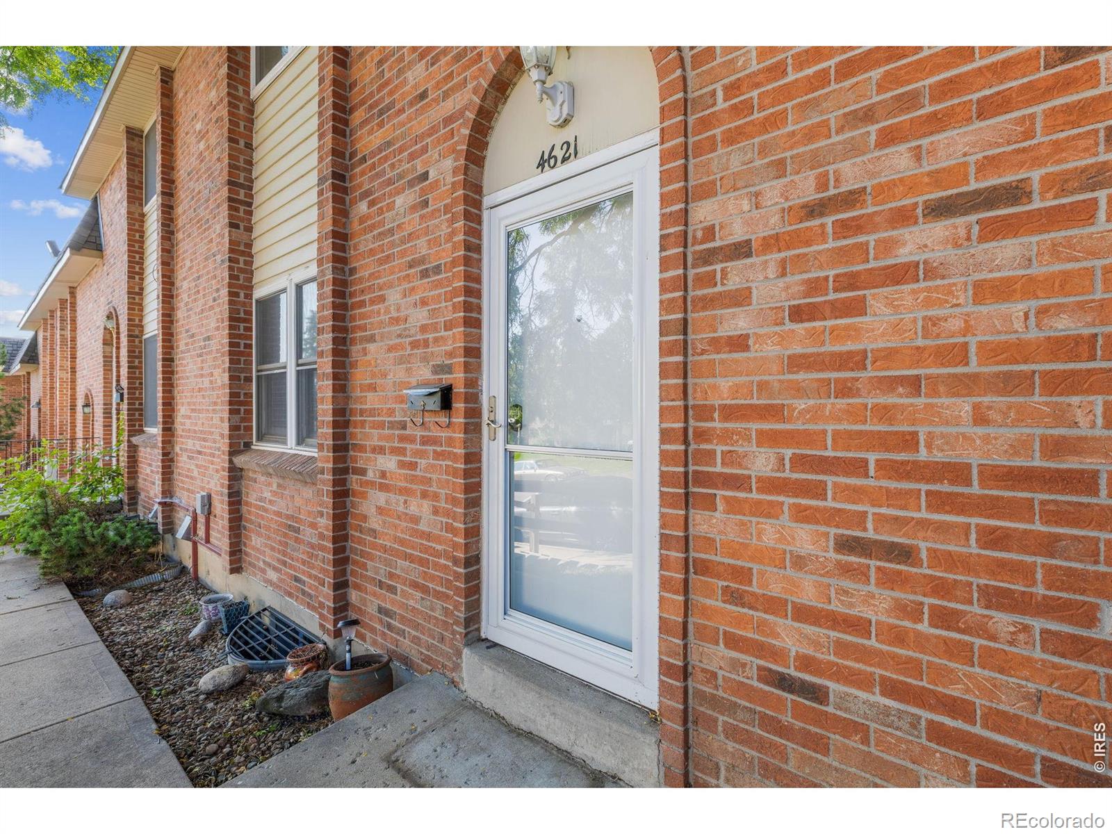 4621 S Lowell Boulevard