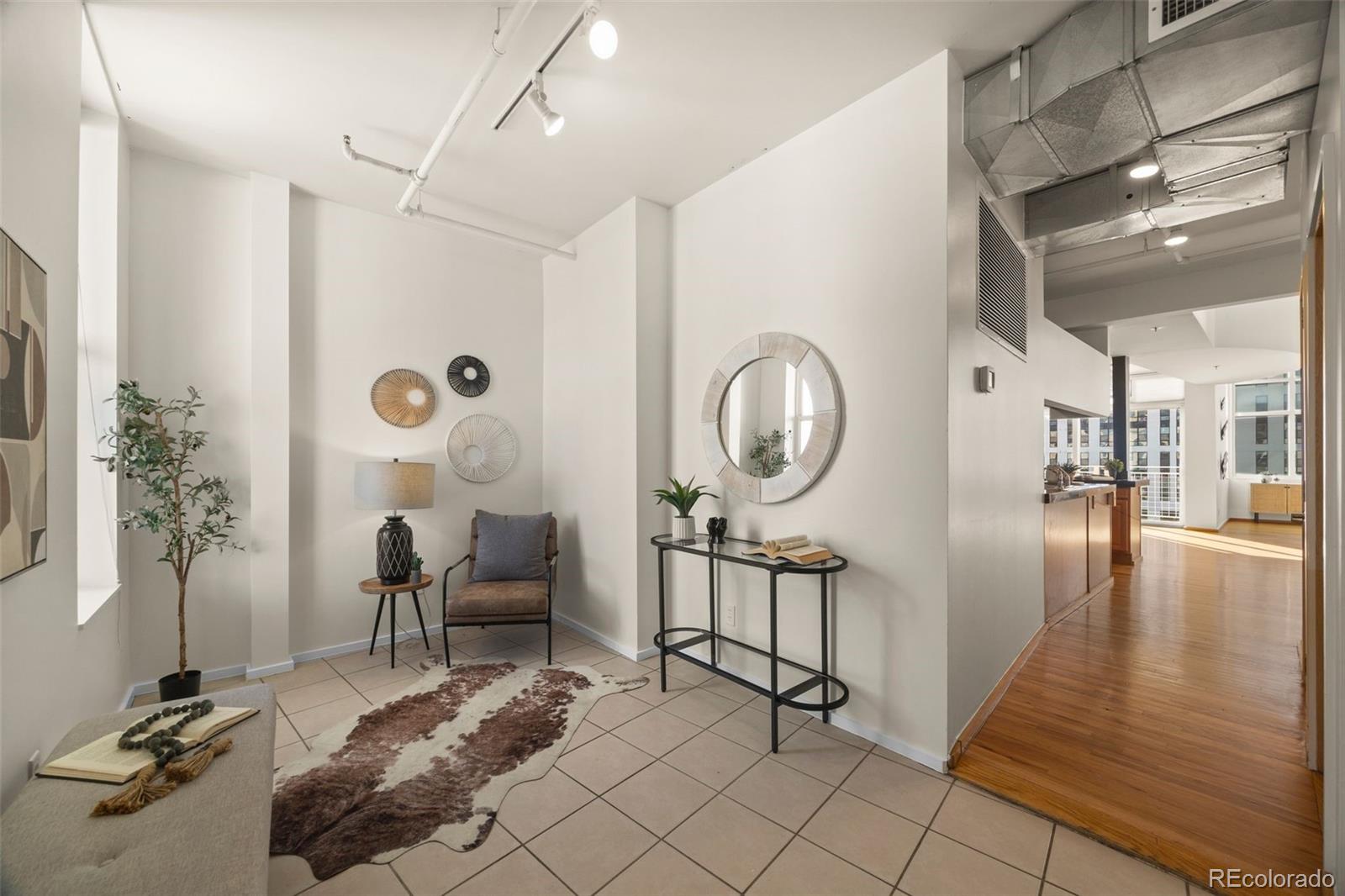 290 W 12th Avenue 606