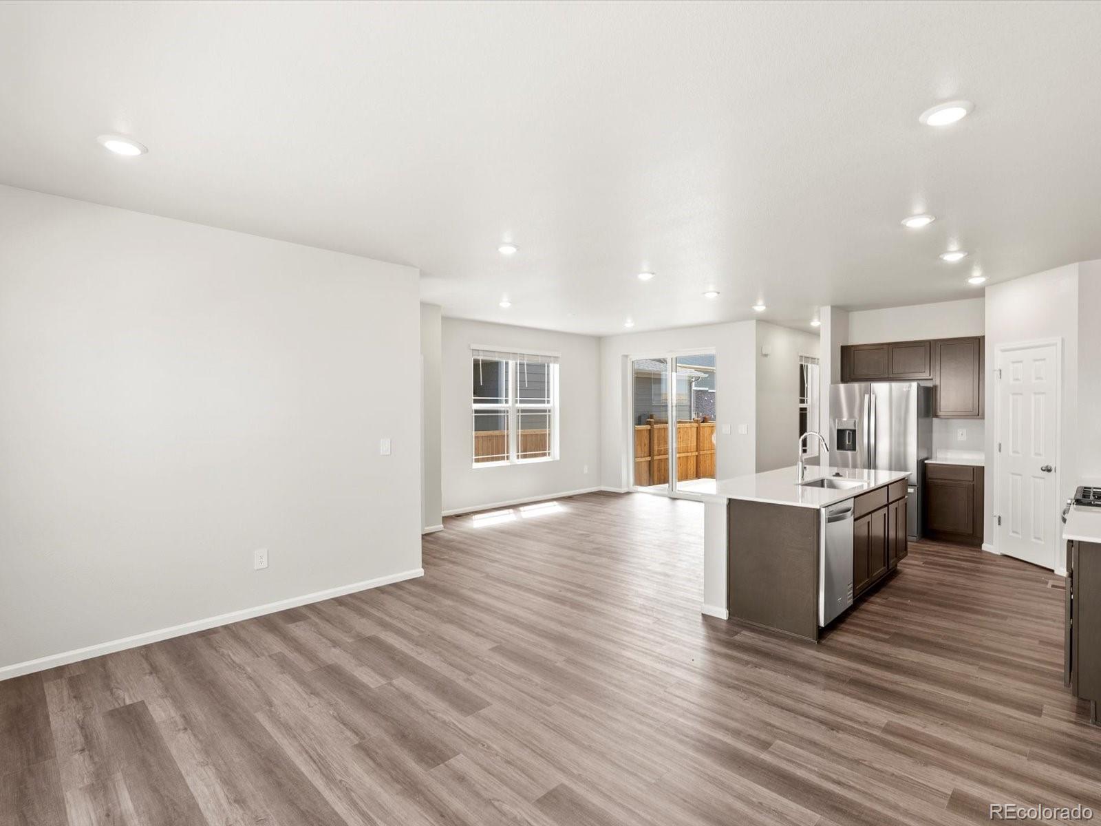 22430 E 8th Place