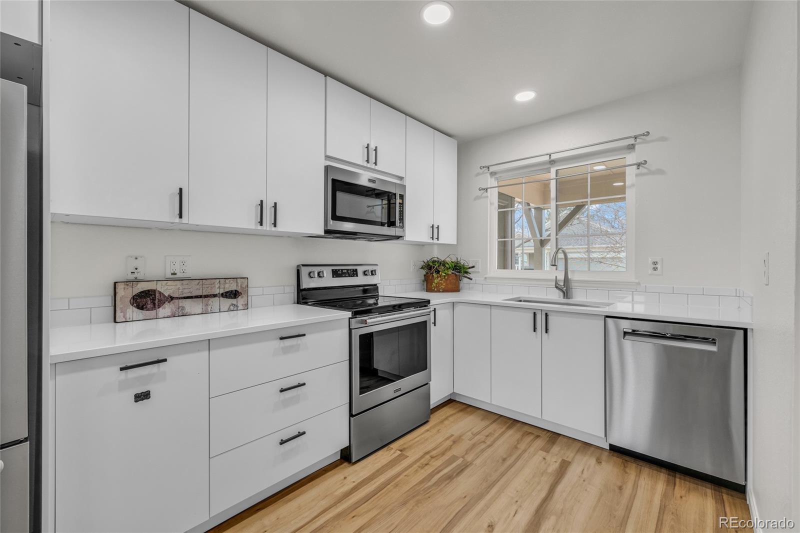 254 Greenway Circle W