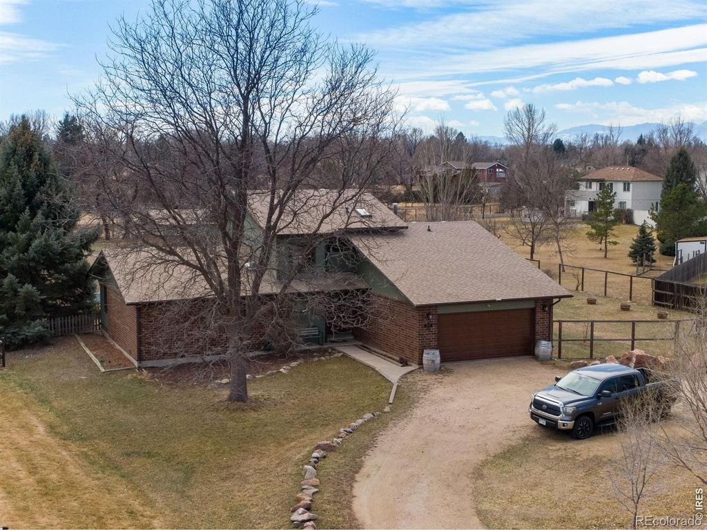 Photo of 11194 Dobbins Run, Lafayette, CO 80026 (MLS # IR1054059)