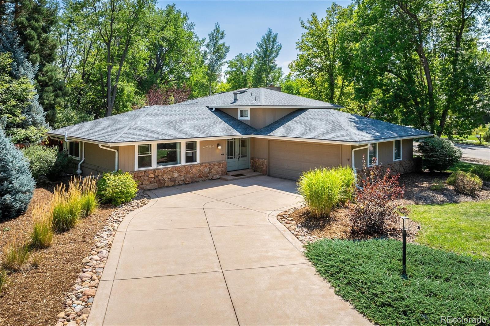 6954 Wapiti Court