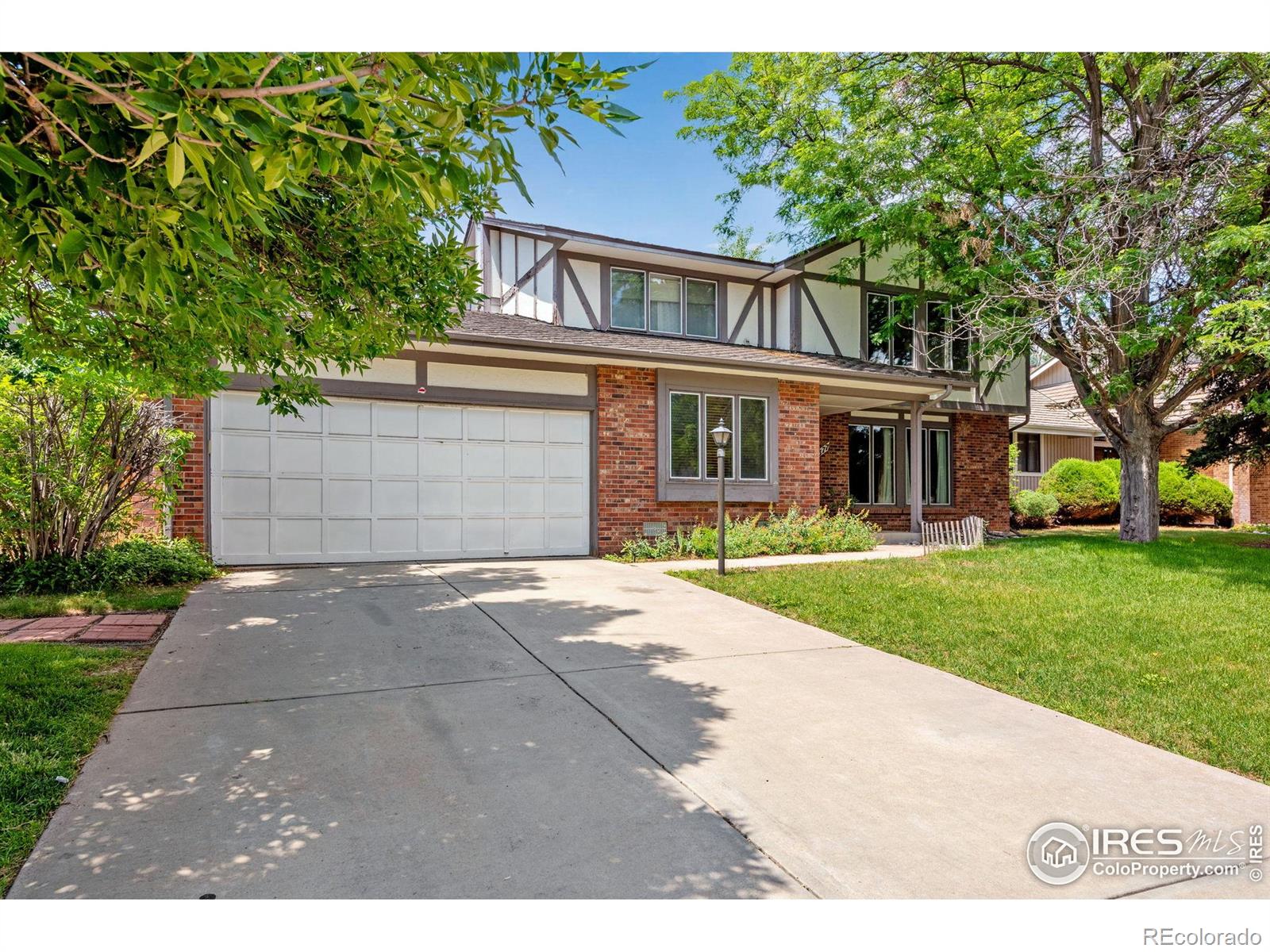 12377 E Harvard Drive