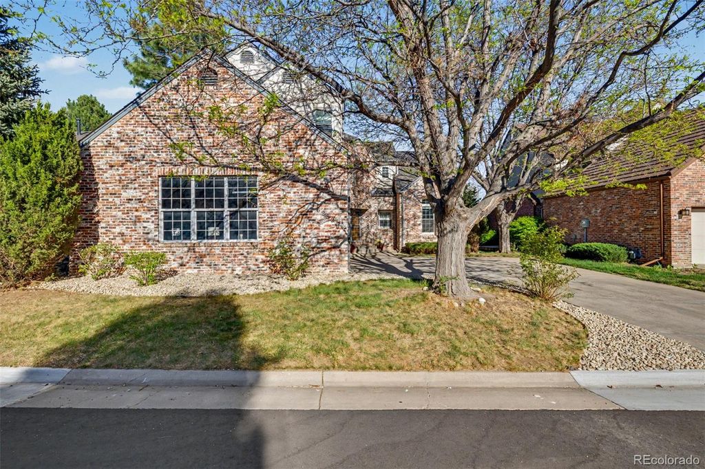 Photo of 6282 S Iola Court, Englewood, CO 80111 (MLS # 9874463)